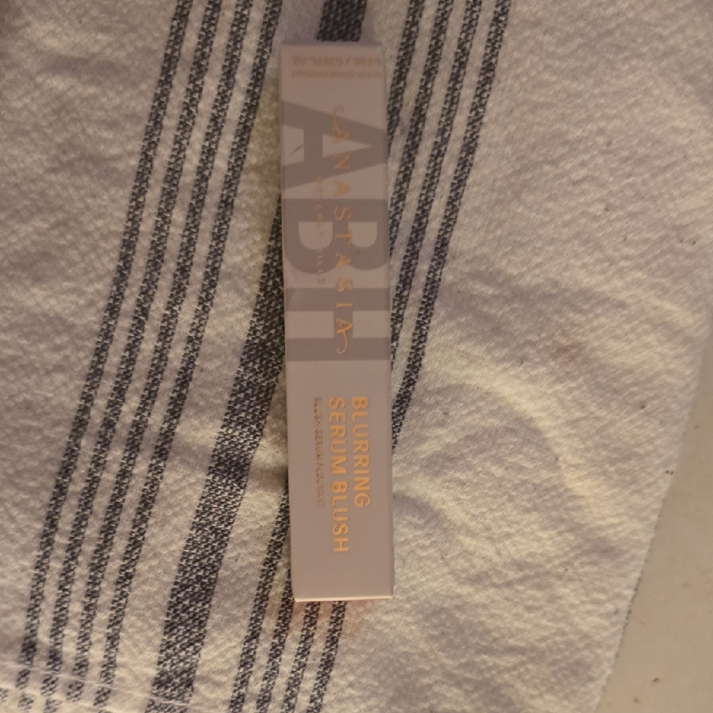 Anastasia Blurring Serum Blush in Elegant Pink